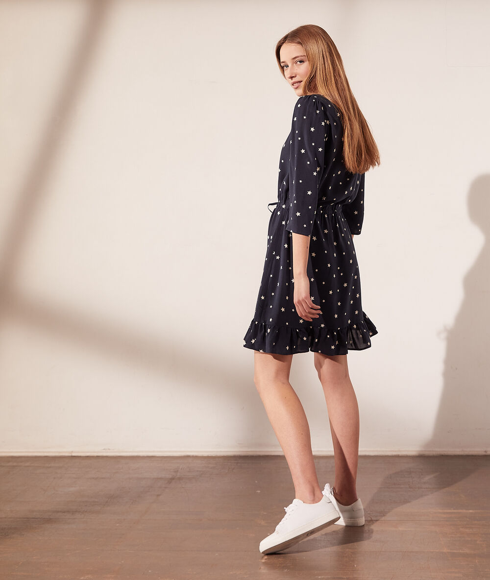 Robe imprimé étoiles bleu marine.