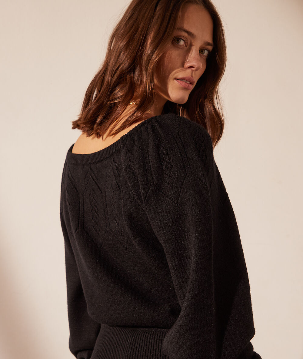Pull col bateau, maille pointelle noir.