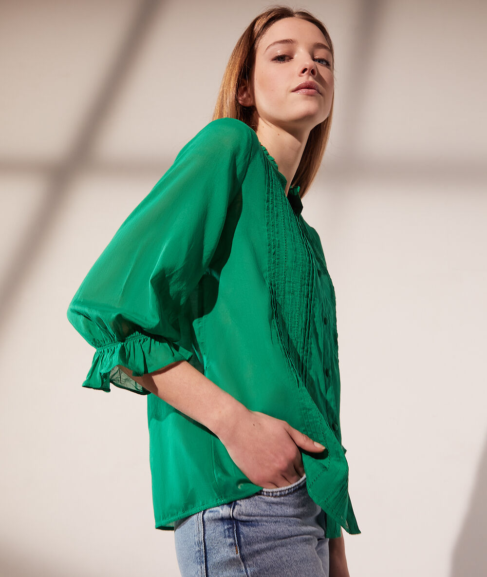 Chemise détails en dentelle chlorophylle.