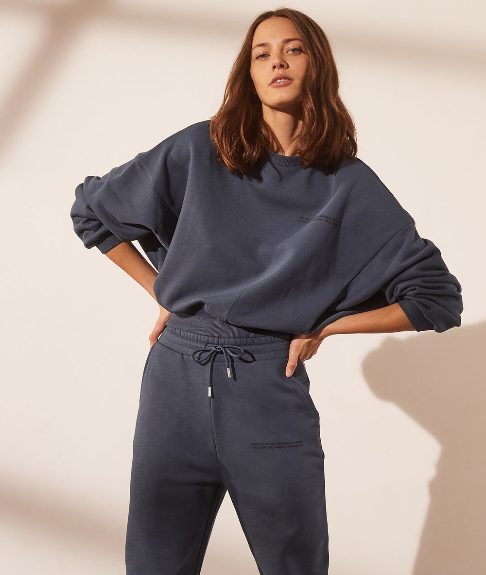 Pantalon jogger blue grey.