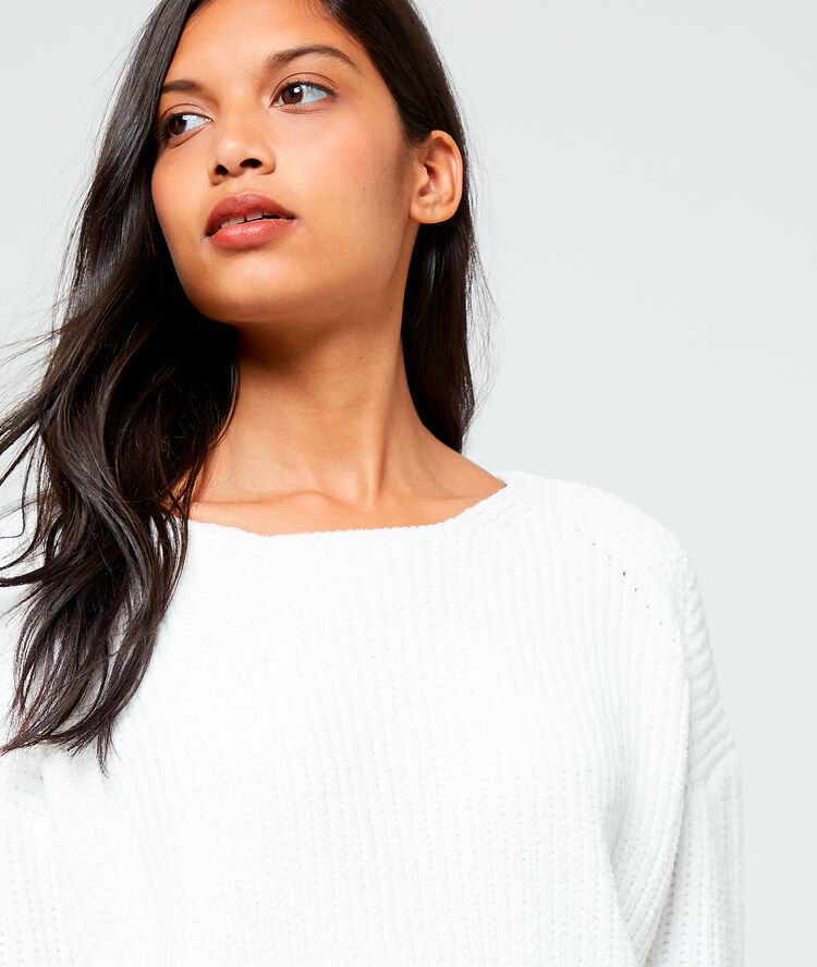 Pull en maille chenille ecru.