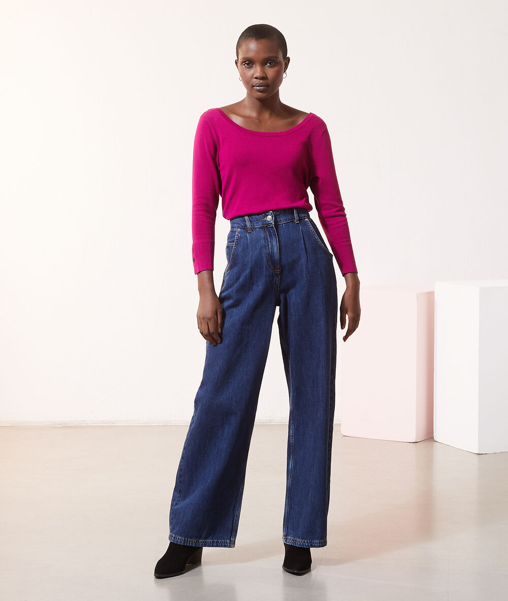 Pull fin dos décolleté framboise.