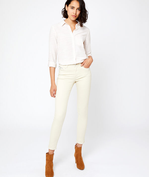 Chemise à rayure beige rose.