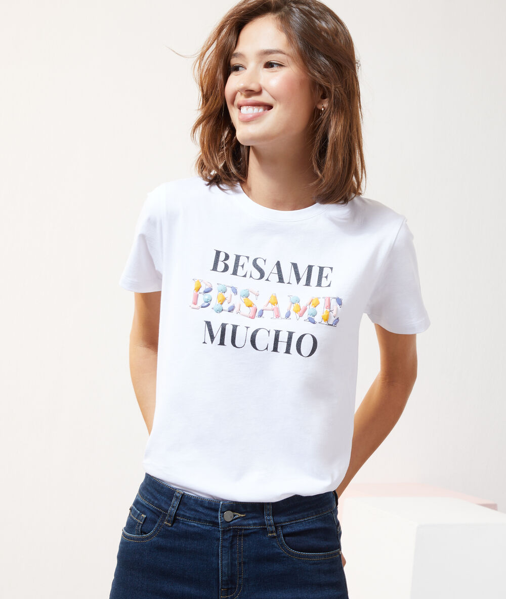 T-shirt "besame besame mucho" blanc.