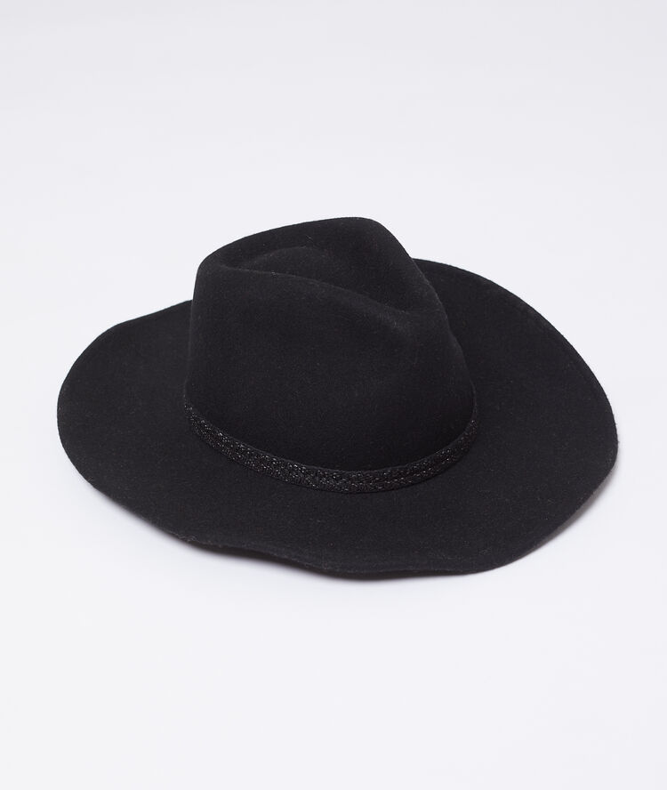 Chapeau 100% laine noir.