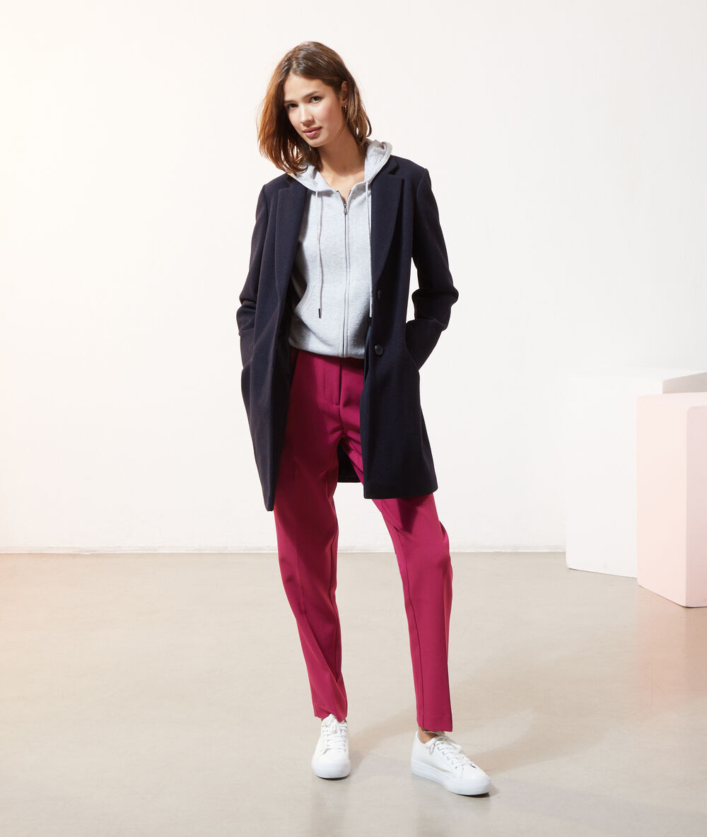 Pantalon carotte framboise.