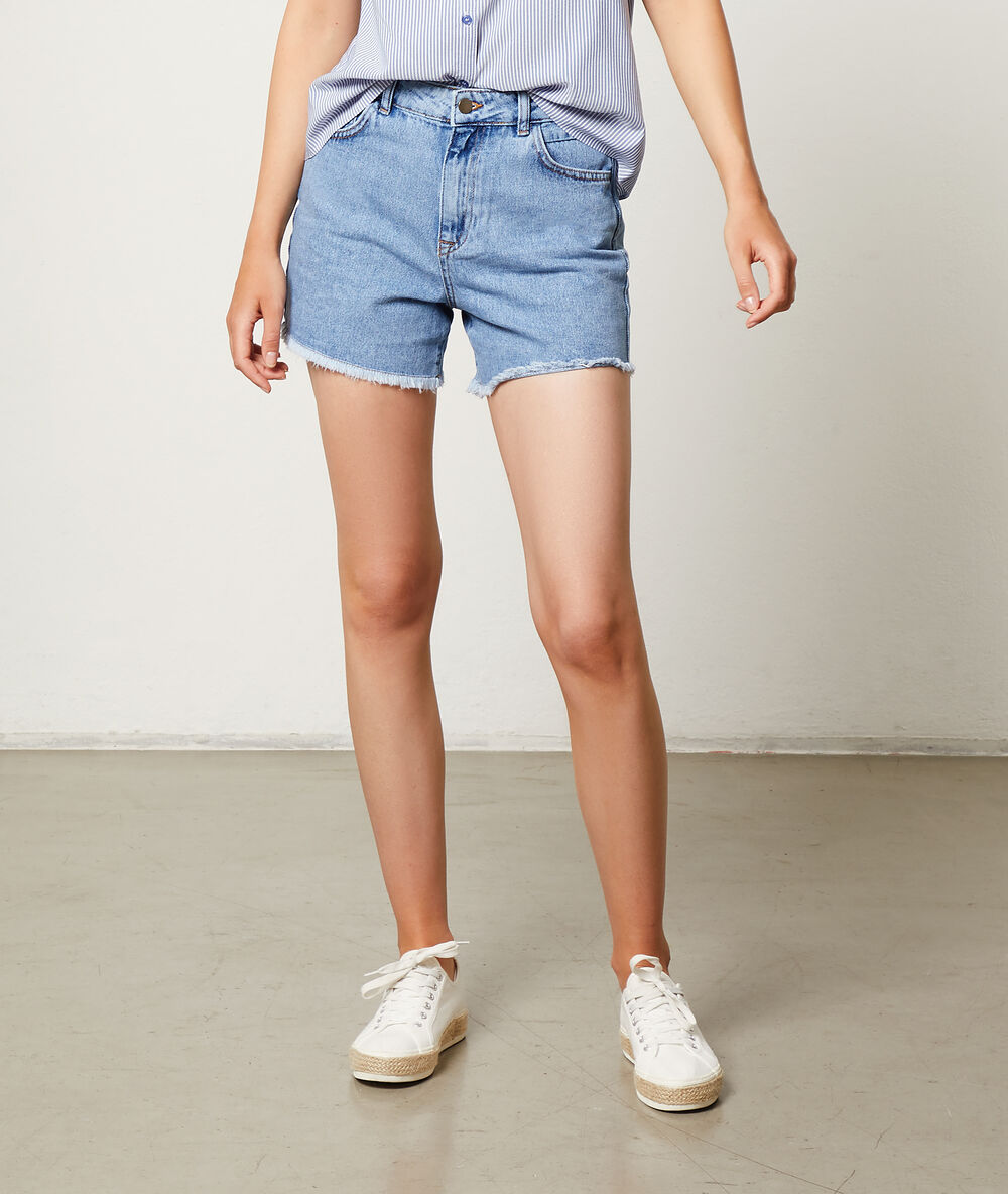 Short en jean stone.