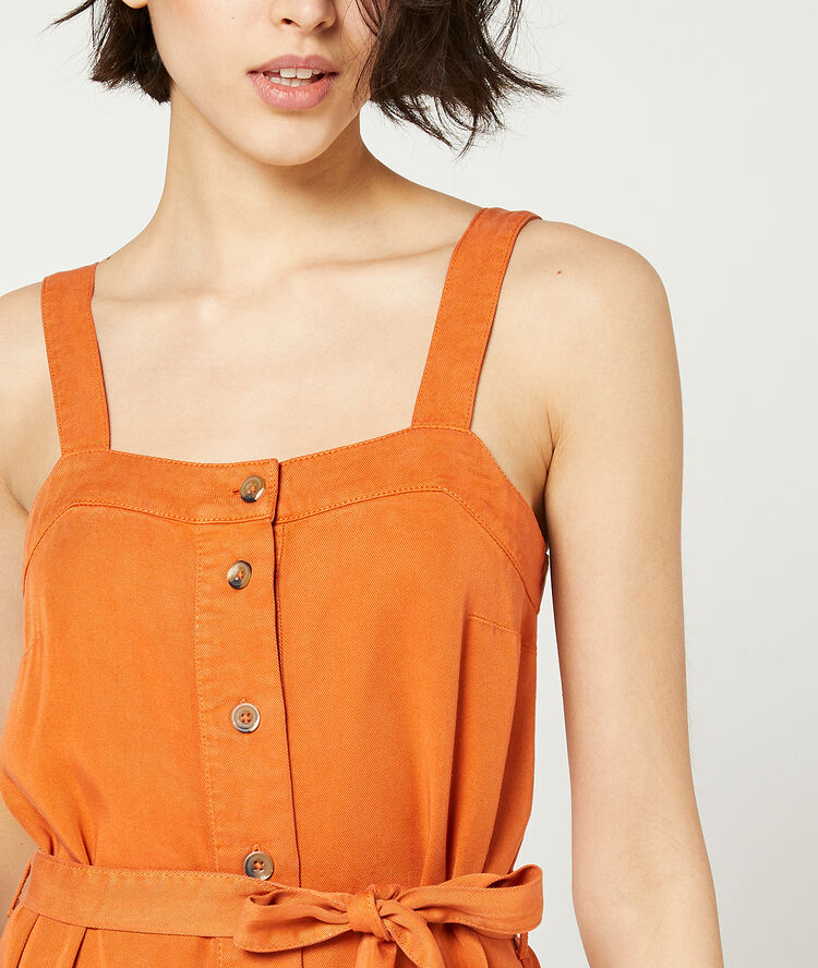 Robe boutonnée à nouer tangerine.