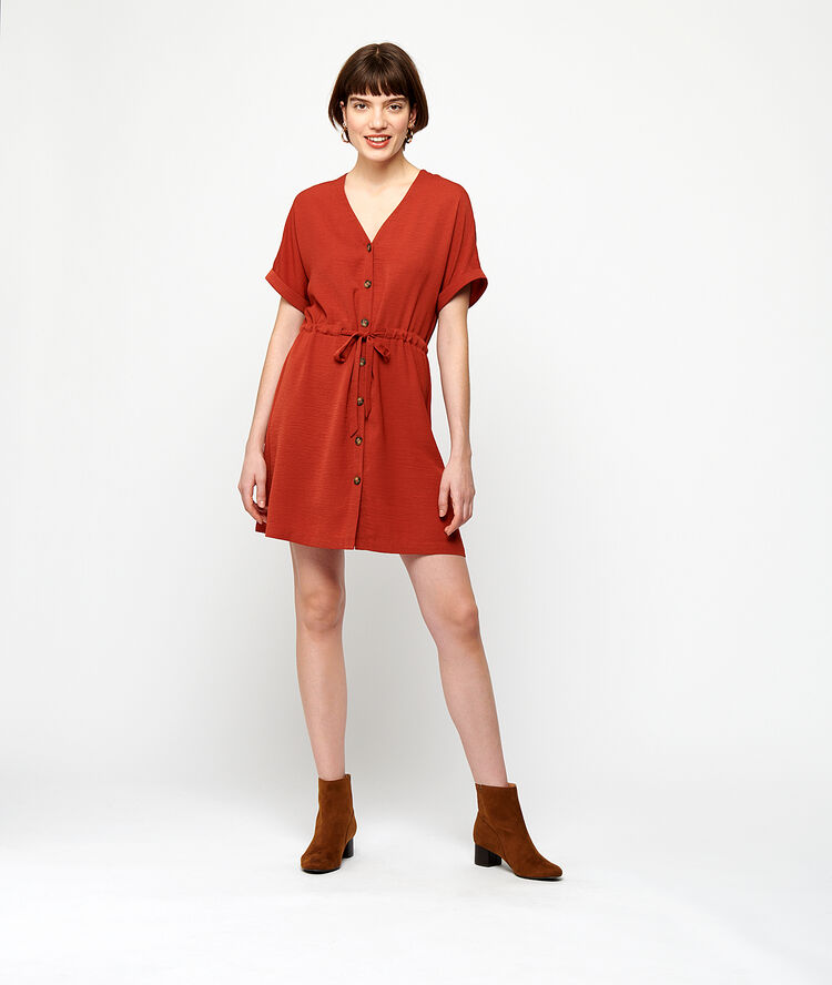 Robe boutonnée à nouer brique.
