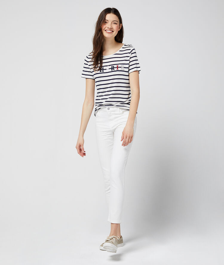 T-shirt "chérie" à rayures marine.