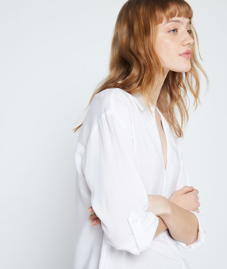 Blouse col v blanc.