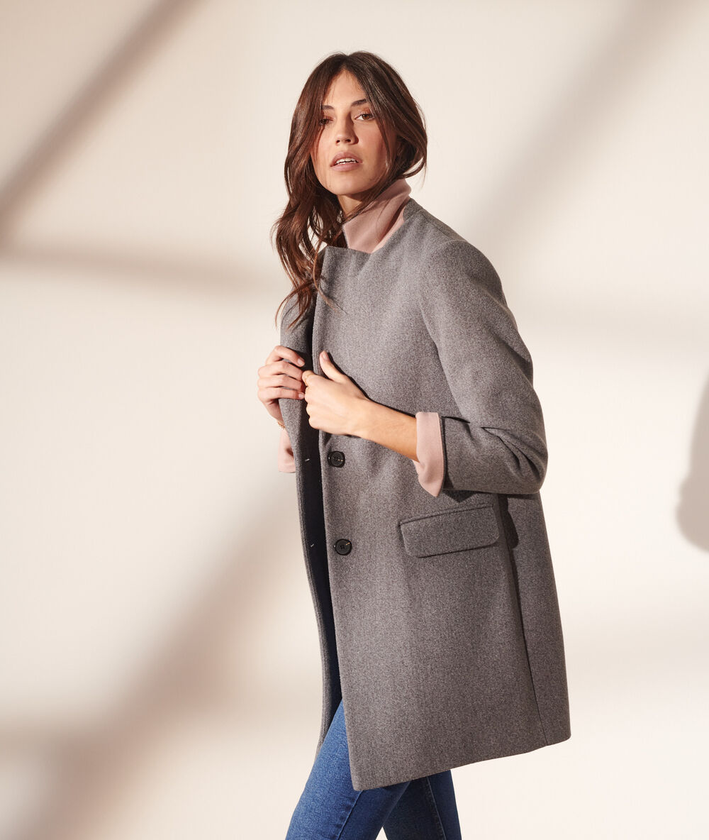 Manteau droit gris chine.