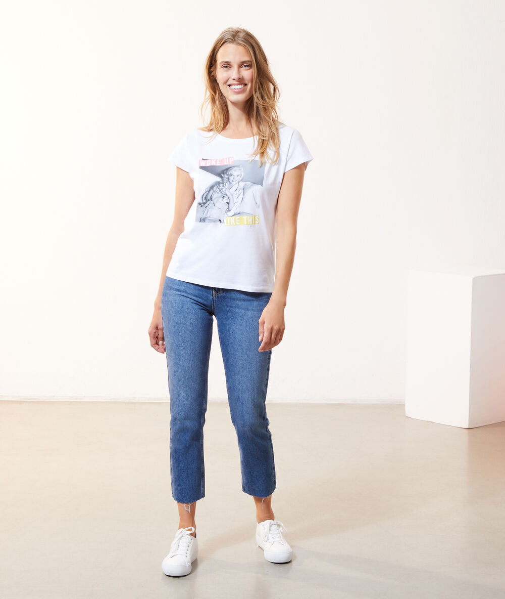 T-shirt imprimé "woke up like this" blanc.