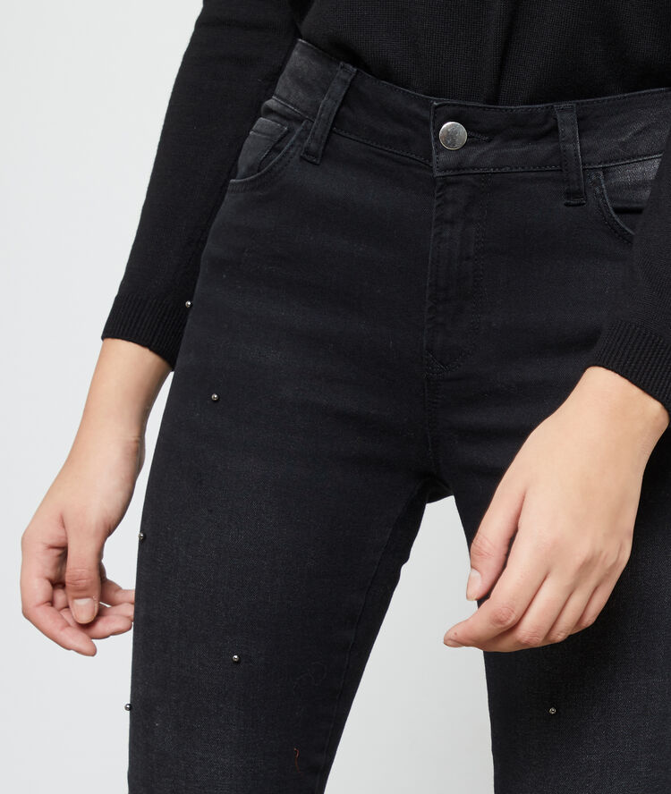 Jean slim détails perle noir.