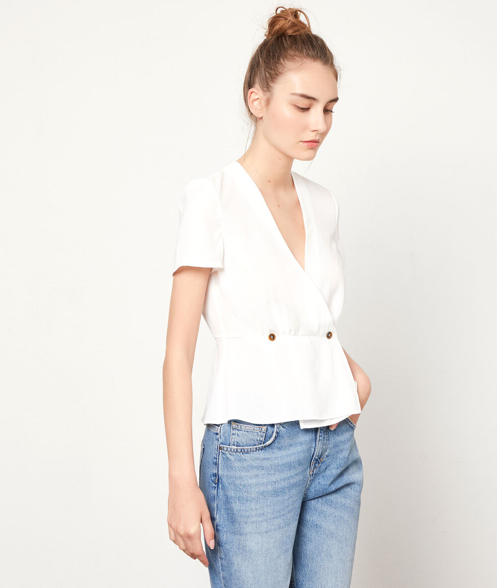 Blouse cache-coeur ecru.