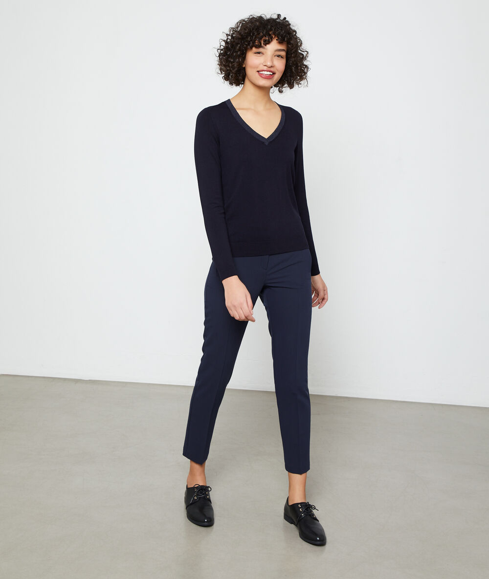 Pantalon cigarette marine.