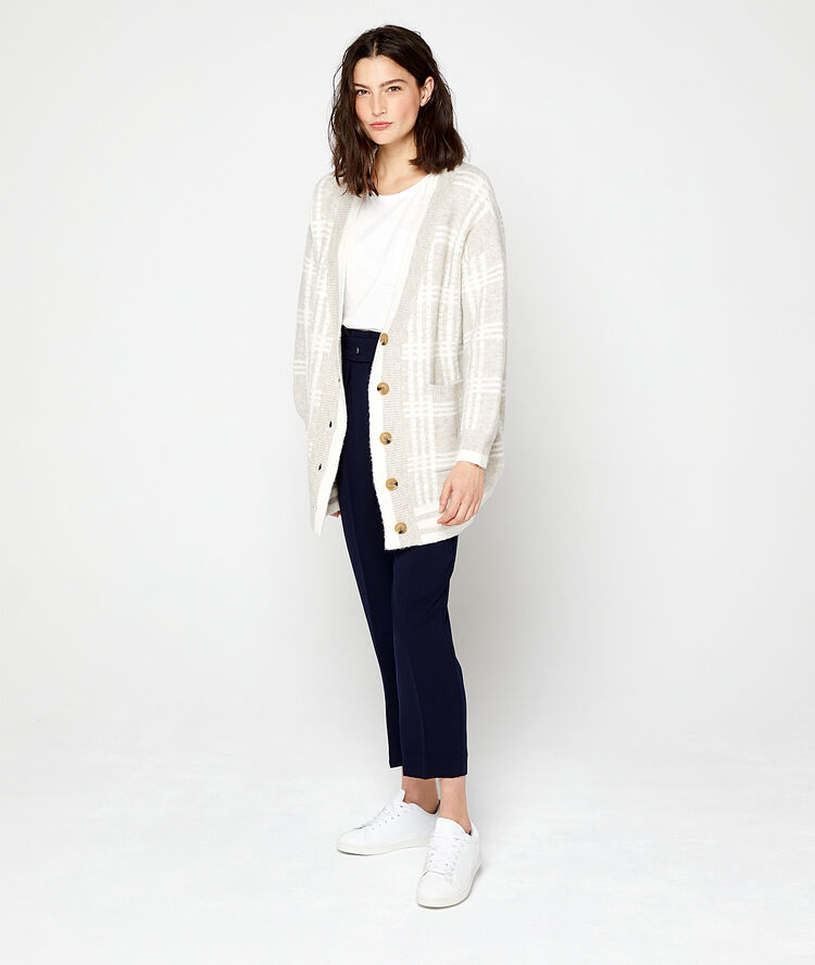 Pantalon carotte ceinturé marine.