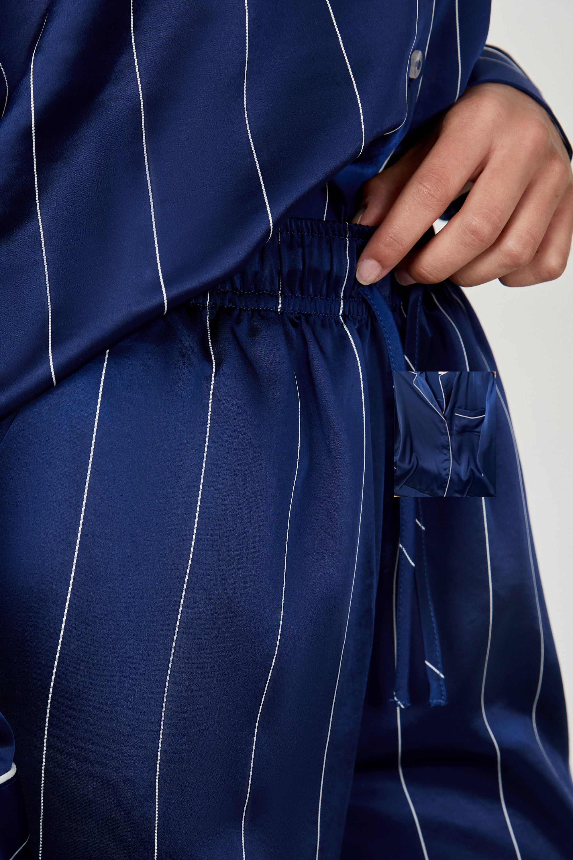 Pyjama Femme En Satin élégant – Ensemble Deux Pièces Rayé, Confortable Et Classe Pour La Nuit Ou La Maison - 7