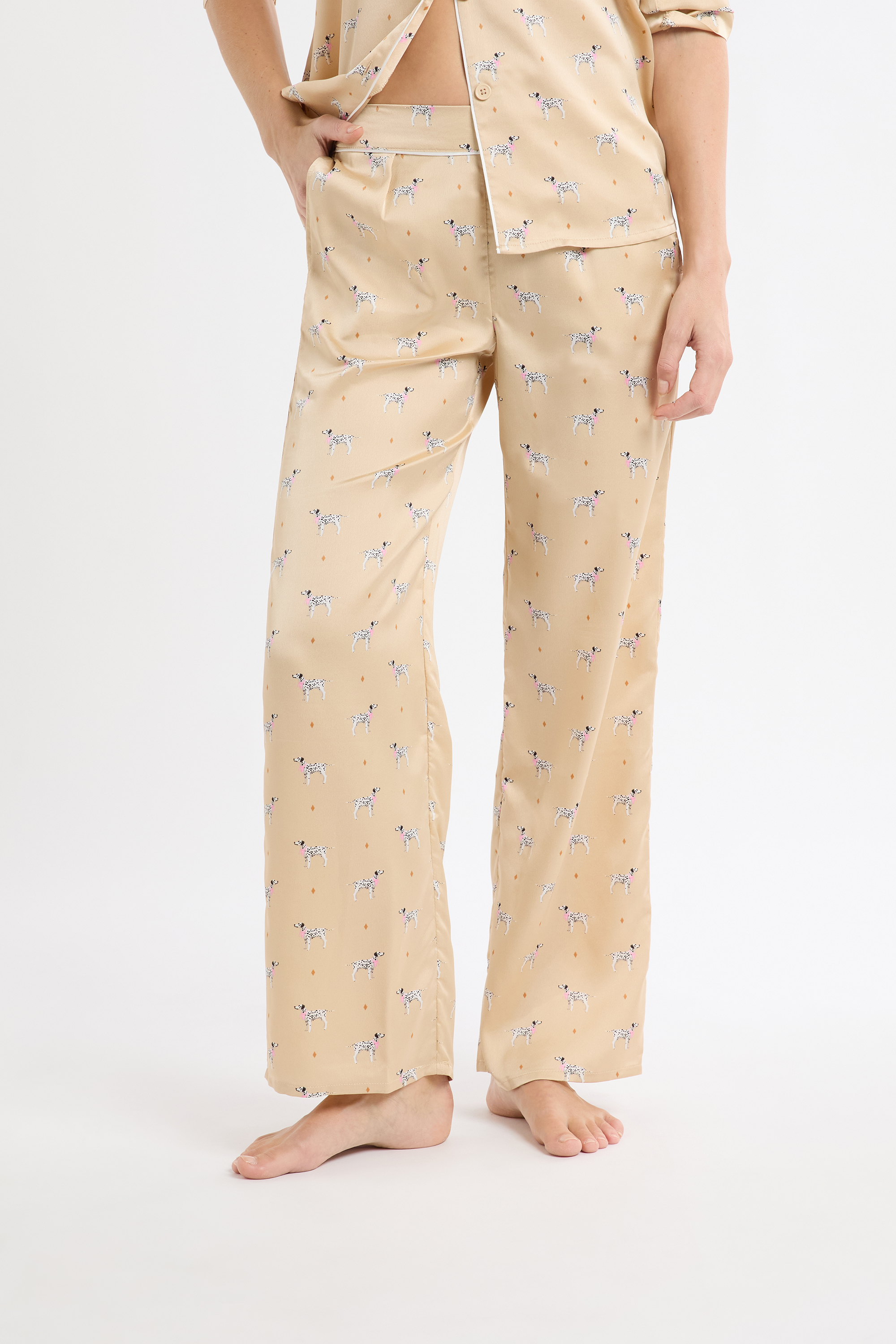 Pantalon de pyjama en satin à motifs chiens